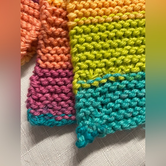 HandKnit Scarf 🧣 - Picture 3 of 6